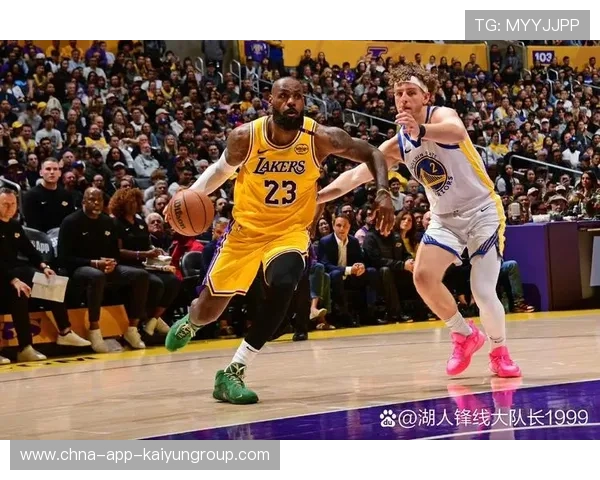 勇士防守端站位更合理 勇士防守端站位更合理