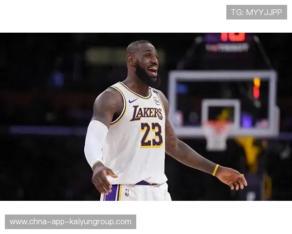 詹姆斯生涯第22个赛季仍能贡献场均25分